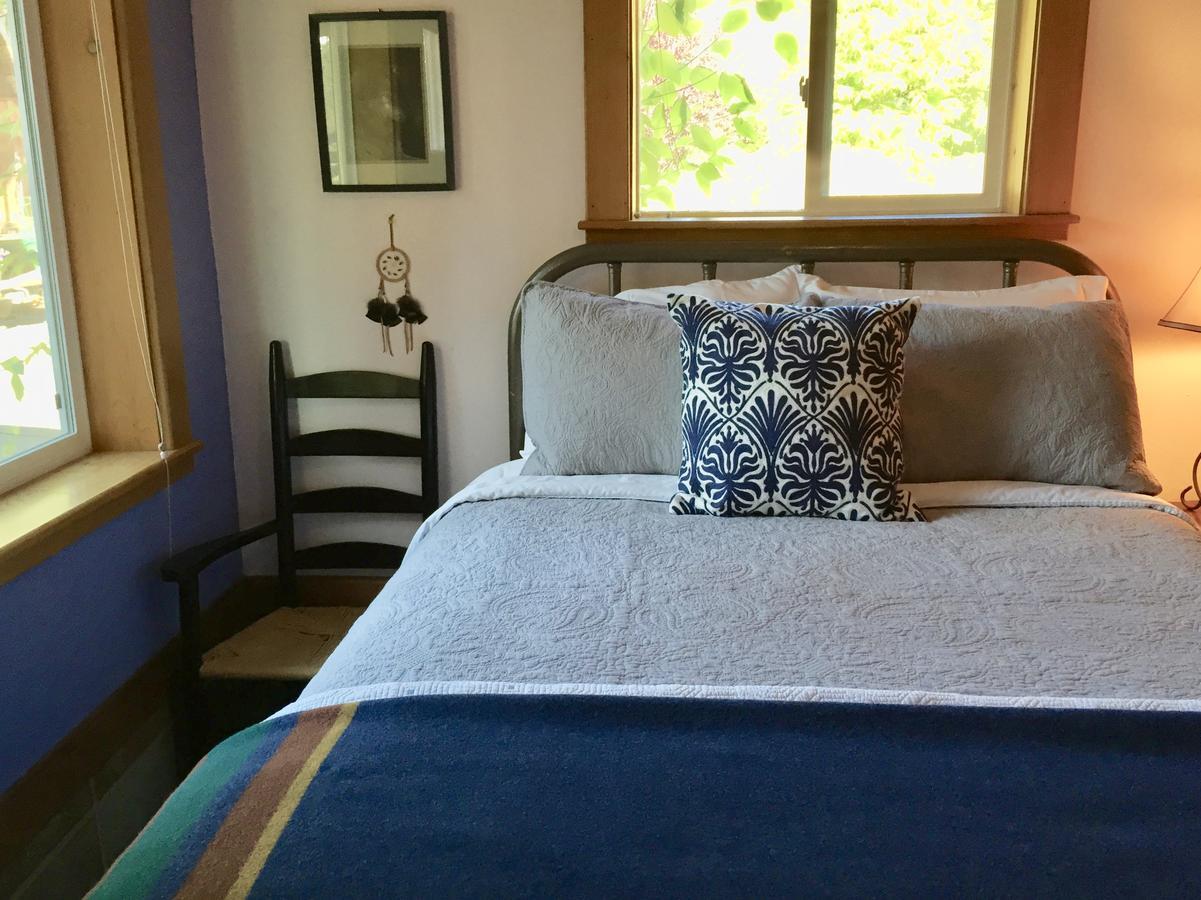 Bond Ranch Retreat Guest house 2*